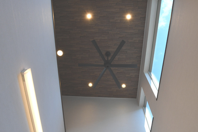 吹抜けシーリングファン