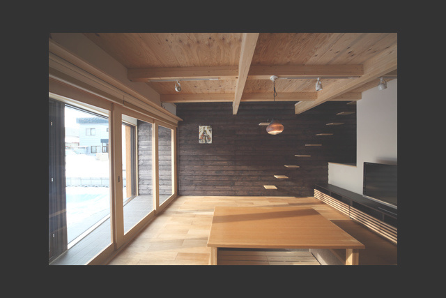 リビングとインナーテラス