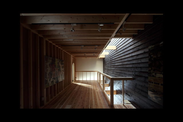 絵画収蔵を目的としたホール